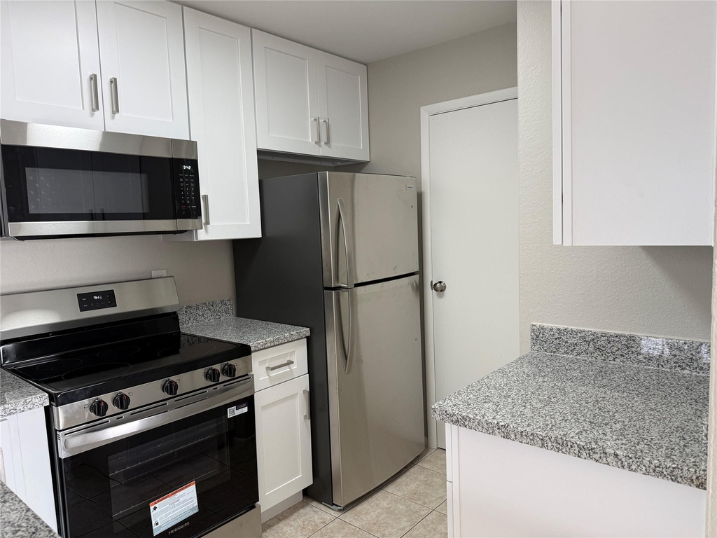 13902 Buckingham Drive - Photo 11