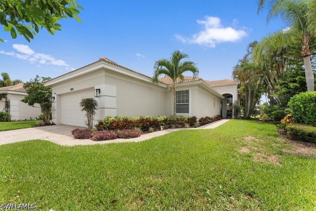 8541 Pepper Tree Way - Photo 3
