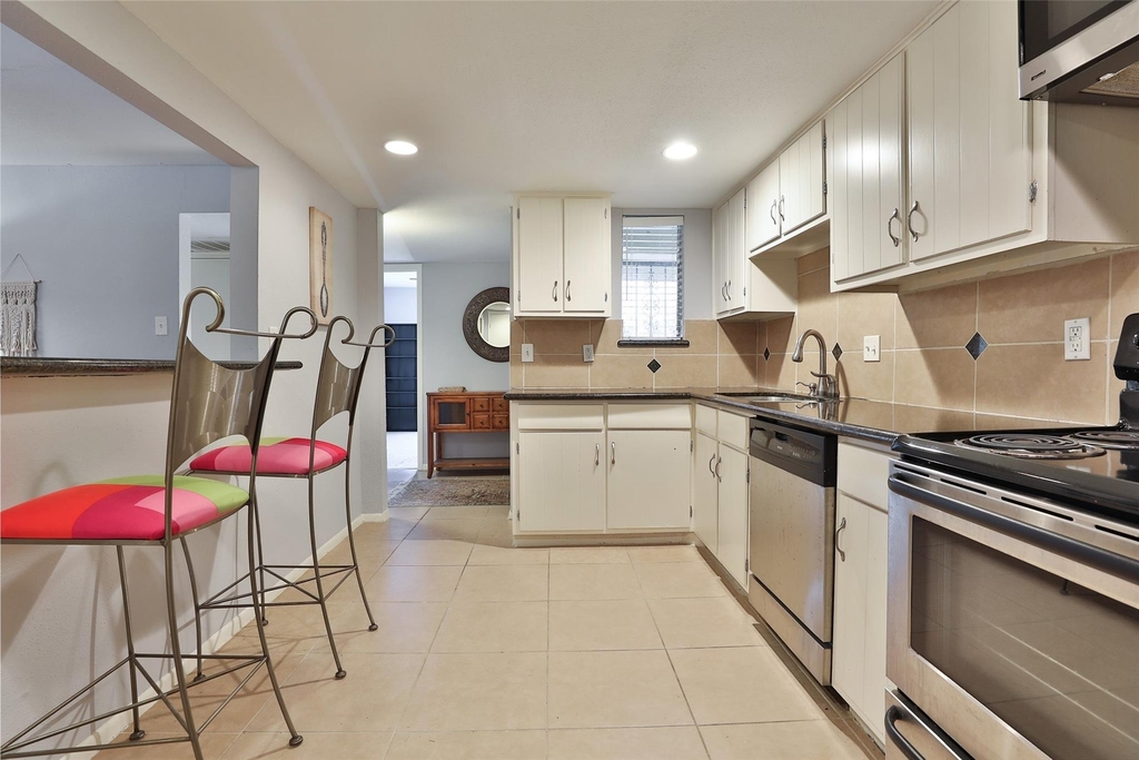 5005 Georgi Lane - Photo 5