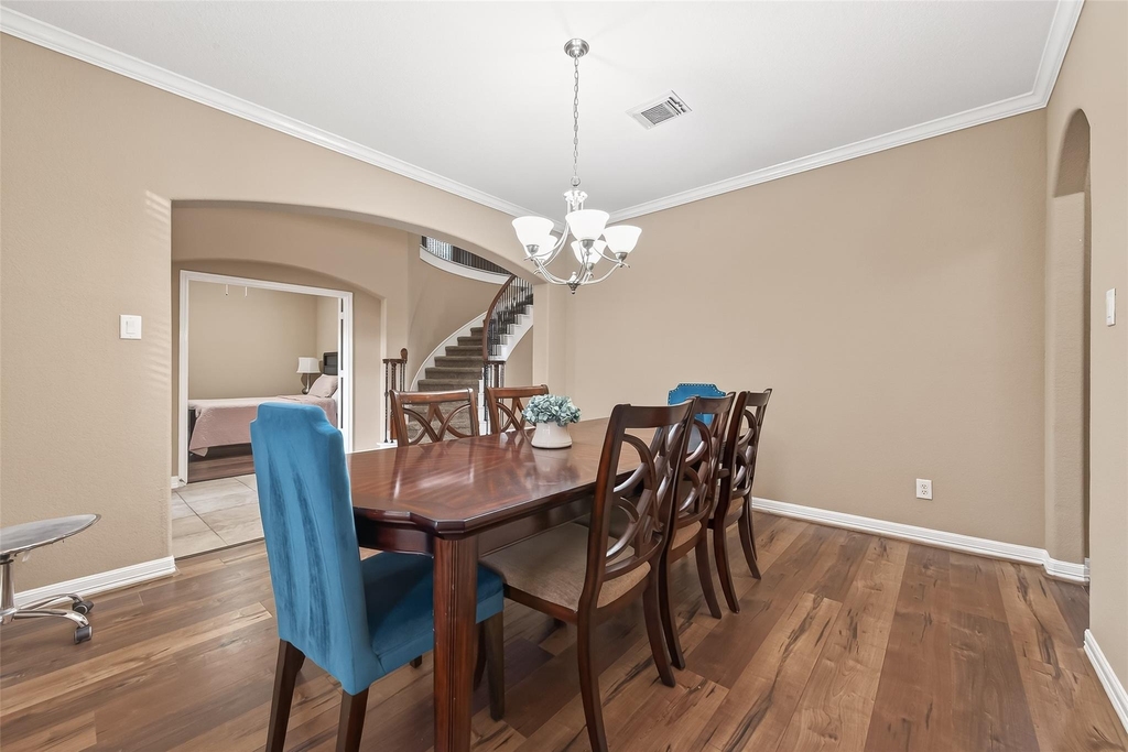 21103 Falcon Creek Court - Photo 9