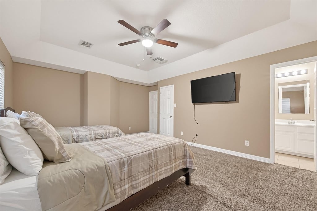 21103 Falcon Creek Court - Photo 36