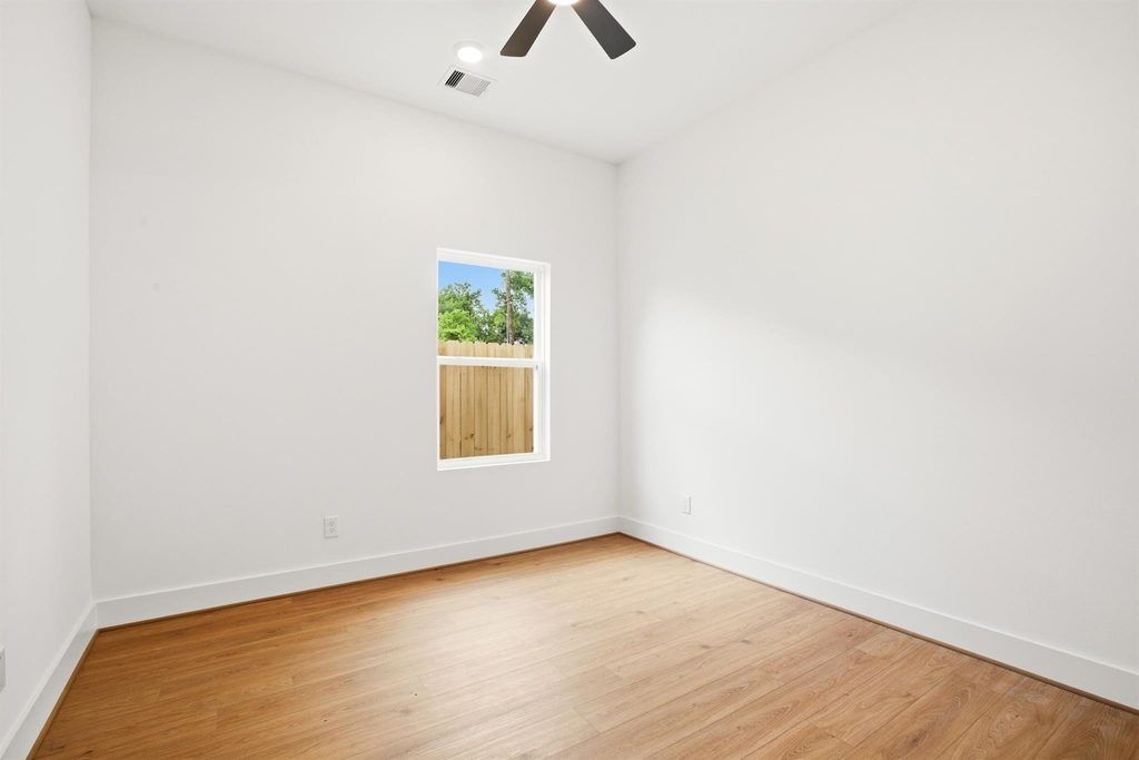 7841 Sunnyhill Street - Photo 24