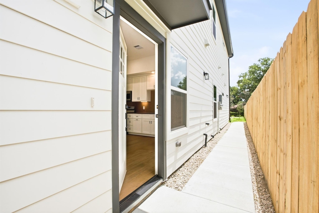7841 Sunnyhill Street - Photo 28