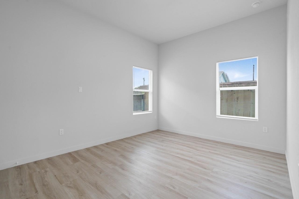 9725 Kerr Street - Photo 23
