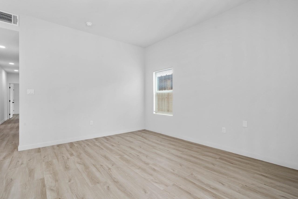9725 Kerr Street - Photo 4