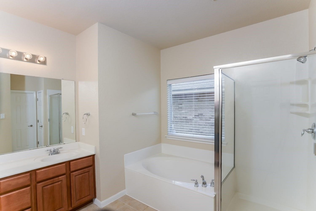 8410 Western Way - Photo 11