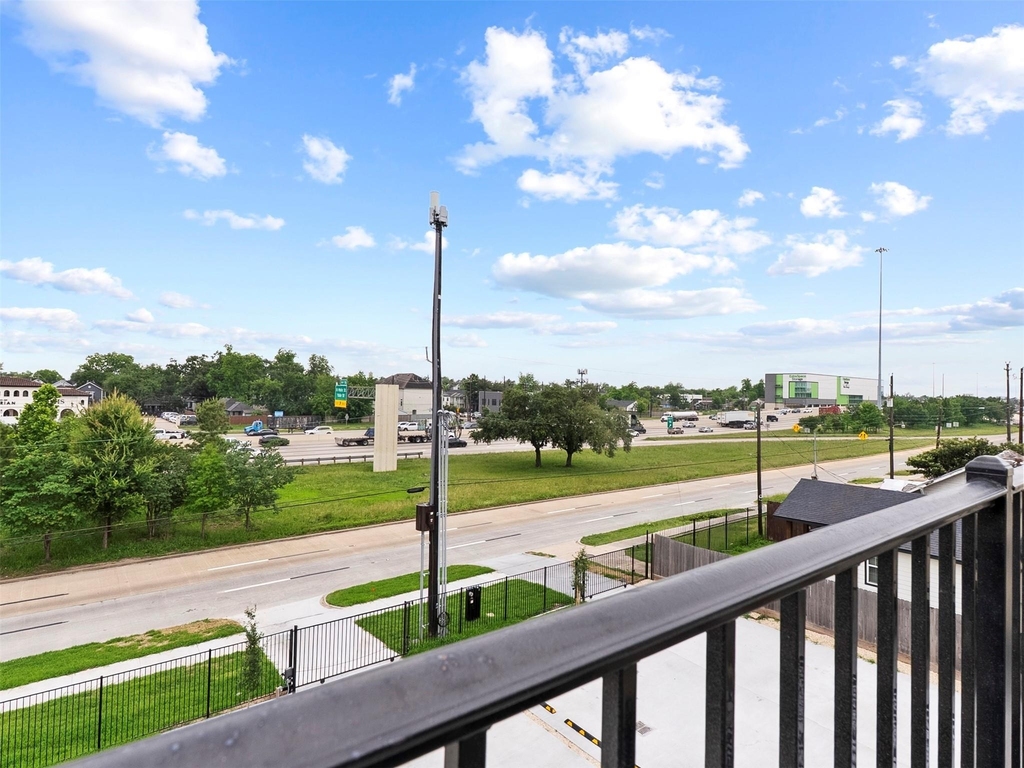 821 821 N Loop Center S - Photo 20