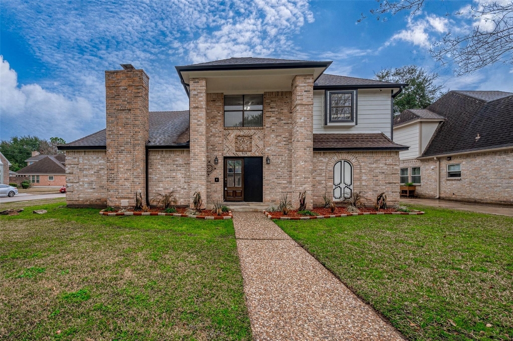 919 Mockingbird Way - Photo 0