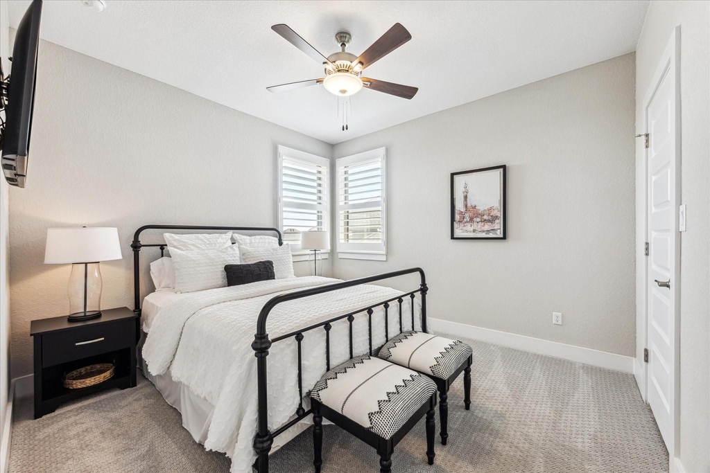 6821 Little Serenity Cove - Photo 35