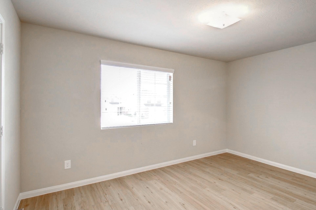 2403 Thorney Court - Photo 9