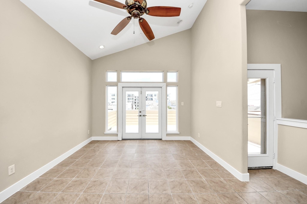 1807 W Webster Street - Photo 29