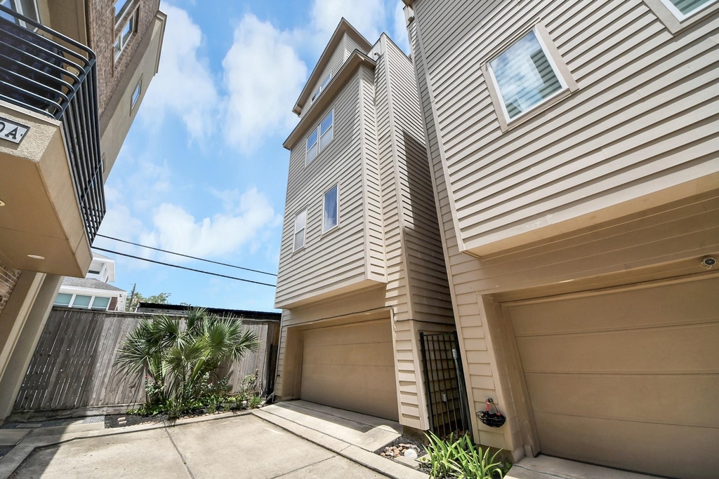 1807 W Webster Street - Photo 34