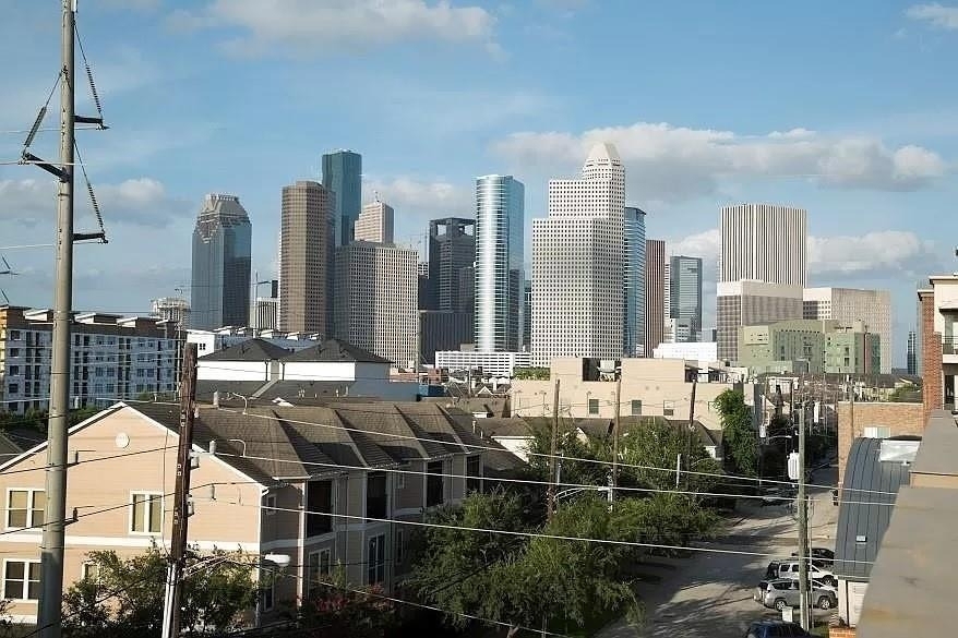 1807 W Webster Street - Photo 35