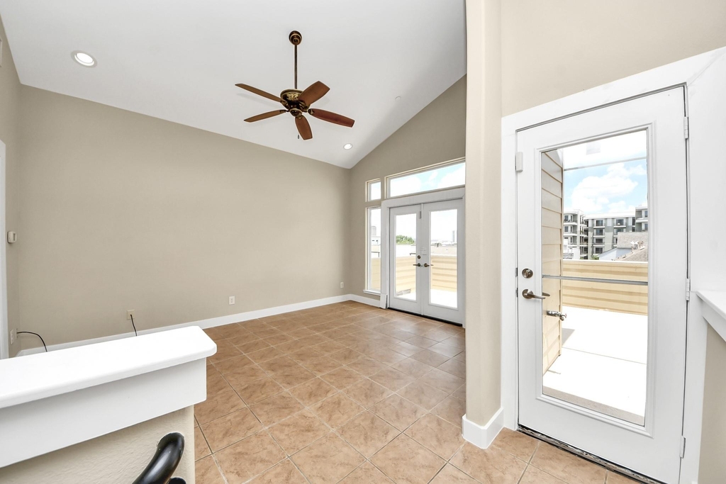 1807 W Webster Street - Photo 23