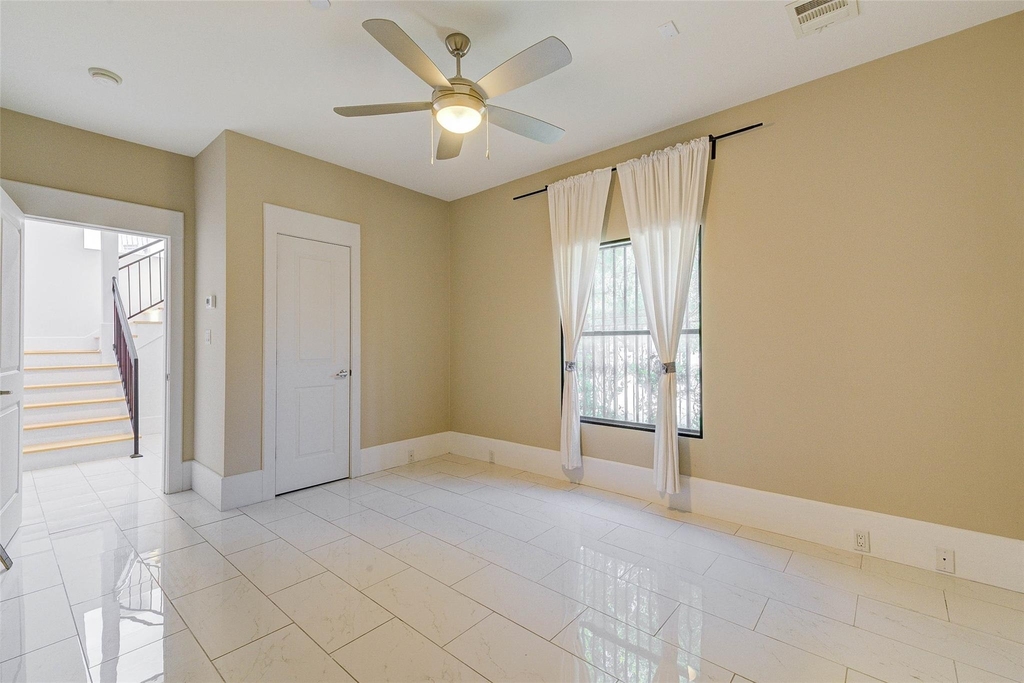 113 Tuam Street - Photo 11