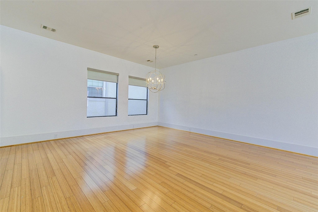 113 Tuam Street - Photo 14