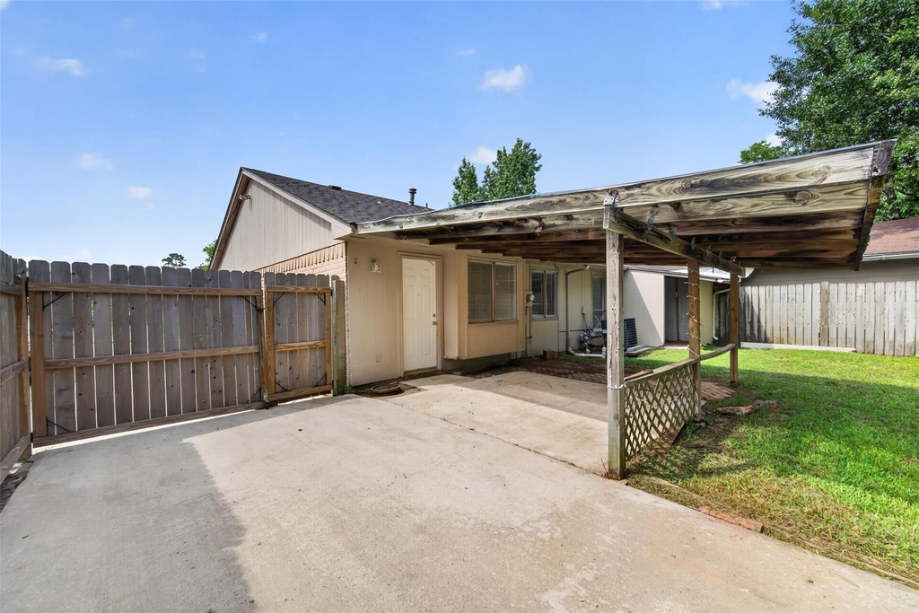 2403 Autumn Springs Lane - Photo 33