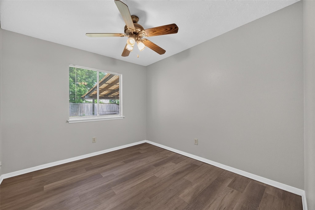 2403 Autumn Springs Lane - Photo 22