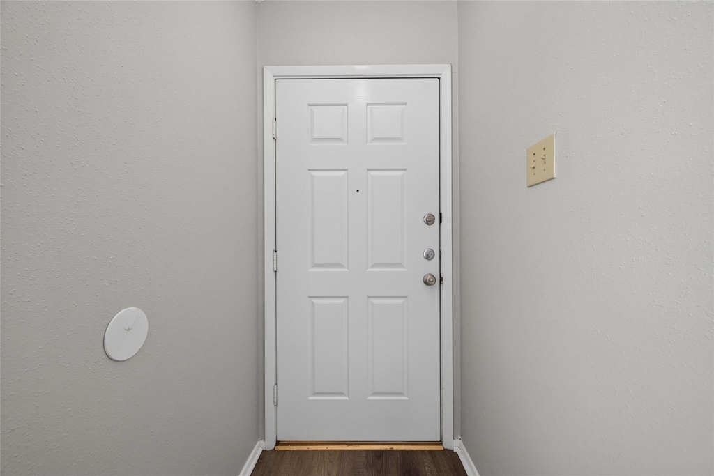 2403 Autumn Springs Lane - Photo 4