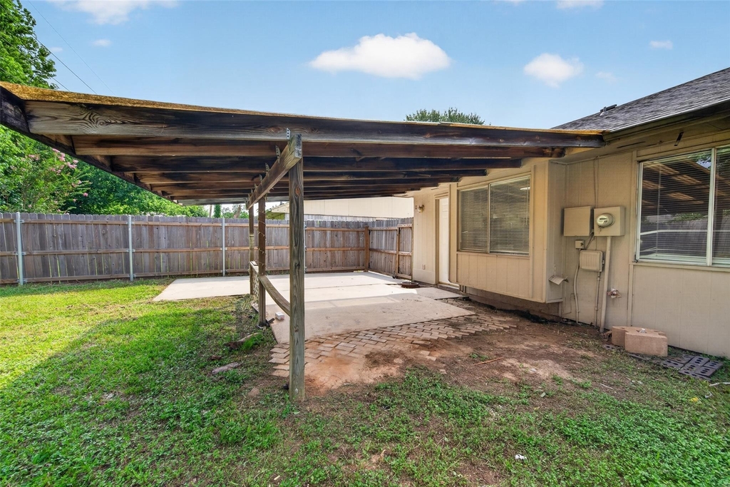2403 Autumn Springs Lane - Photo 32