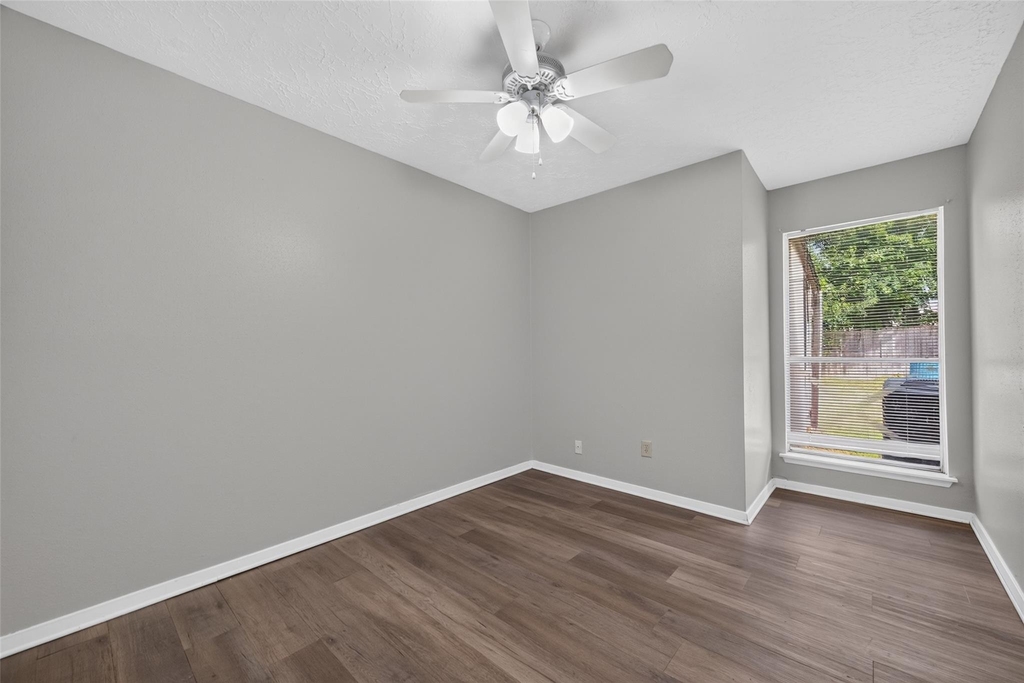 2403 Autumn Springs Lane - Photo 26