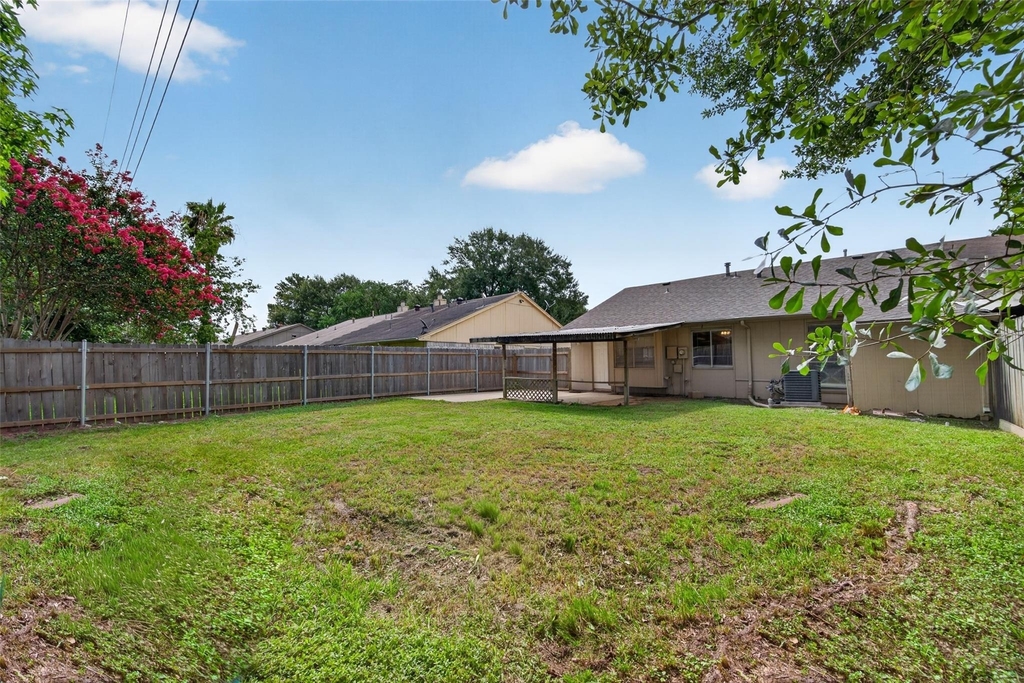 2403 Autumn Springs Lane - Photo 31