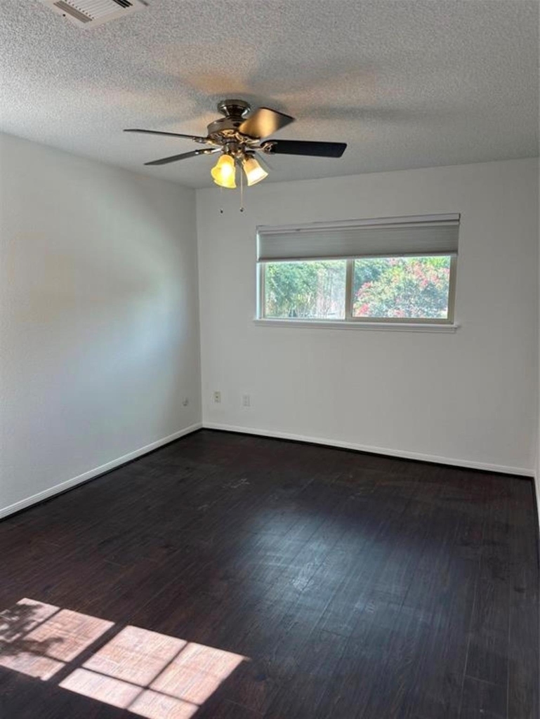 14401 Misty Meadow Ln - Photo 16