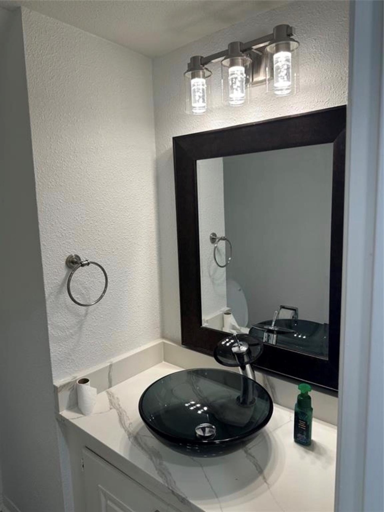 14401 Misty Meadow Ln - Photo 10
