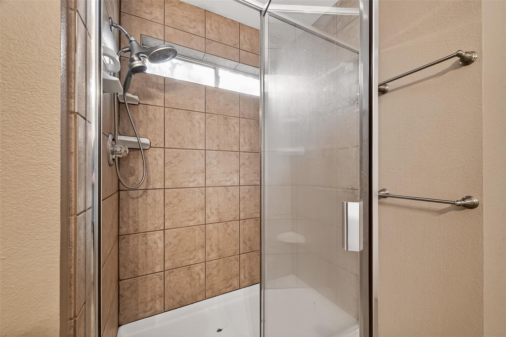 16715 Red Falls Circle - Photo 24