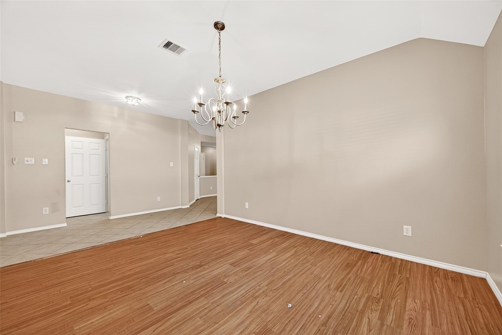 16715 Red Falls Circle - Photo 7