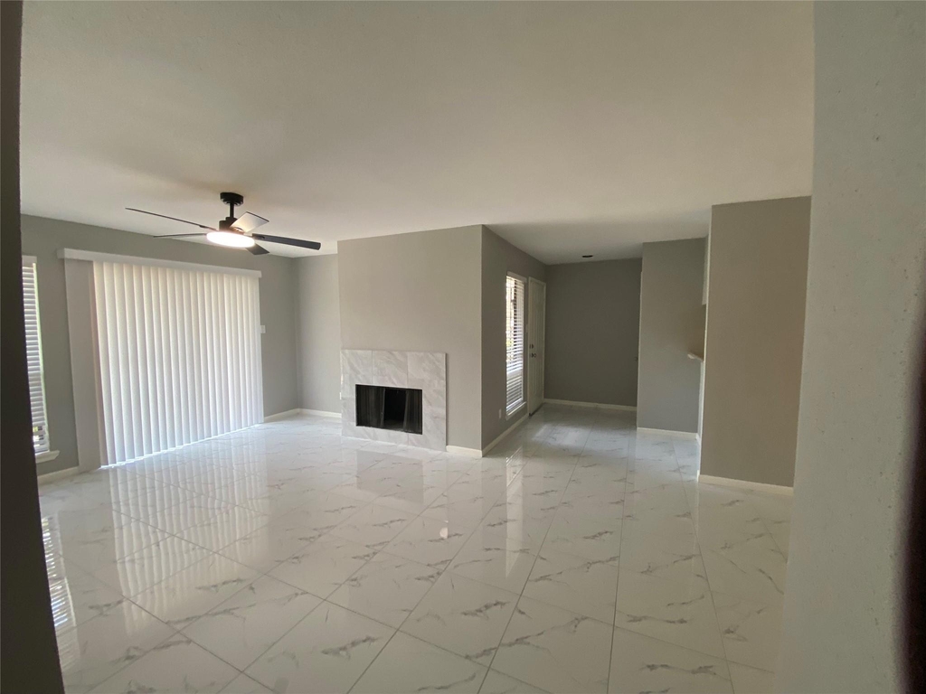 6633 W Airport Boulevard - Photo 3