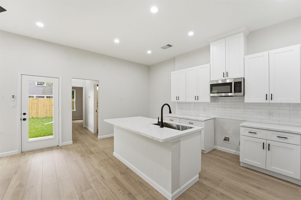 4354 Clover Street - Photo 9
