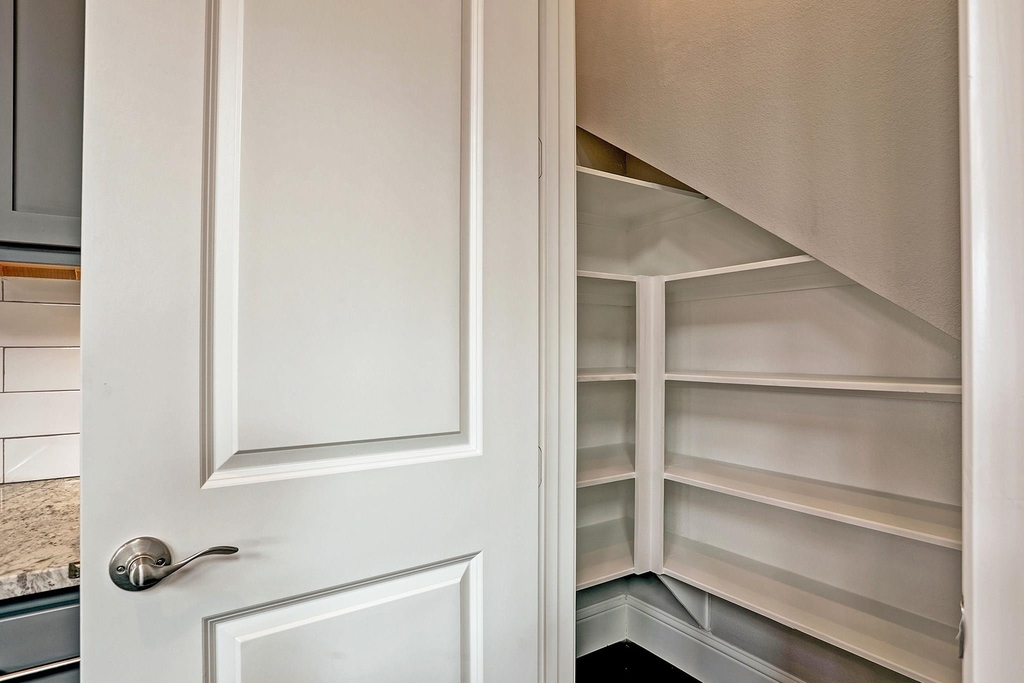 4859 Benning Dr - Photo 34