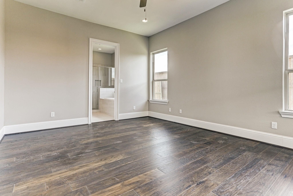 4859 Benning Dr - Photo 15