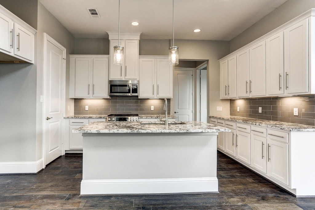 4859 Benning Dr - Photo 6
