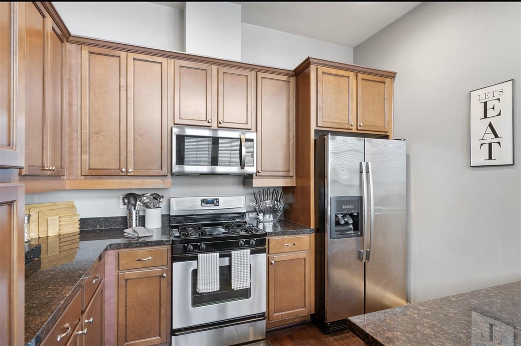 2512 Leeland Street - Photo 34
