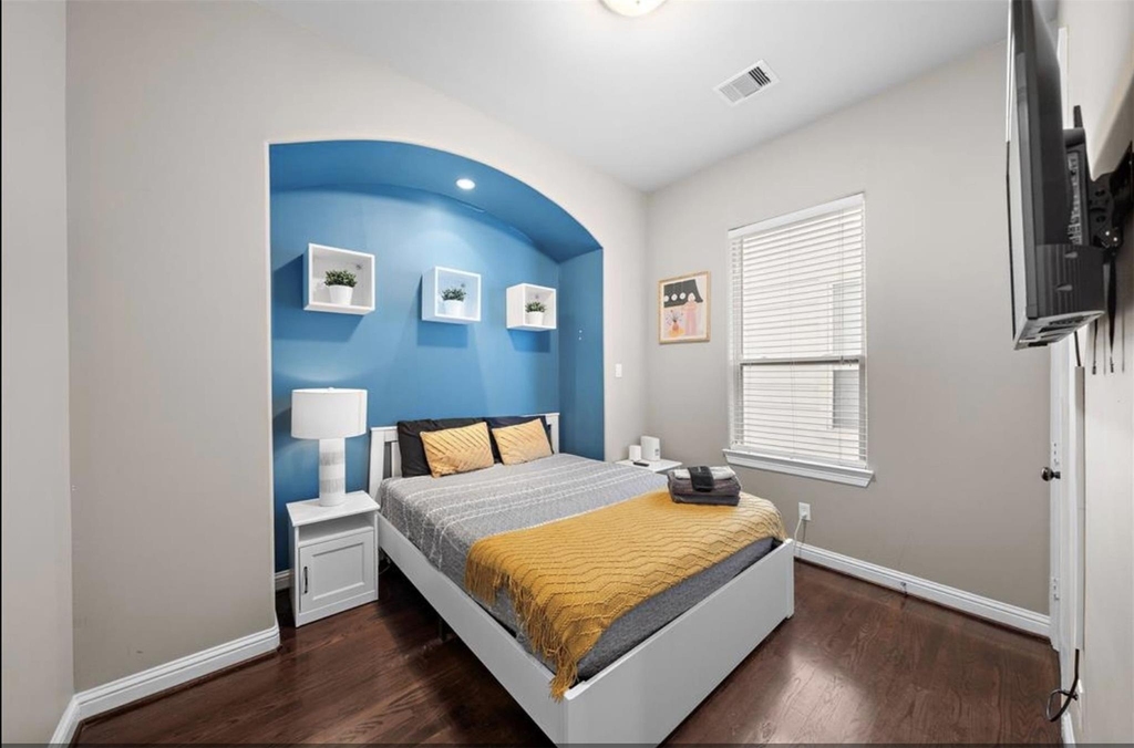 2512 Leeland Street - Photo 24