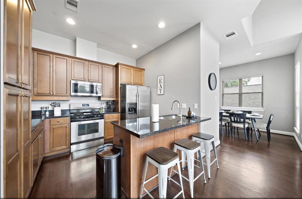 2512 Leeland Street - Photo 13
