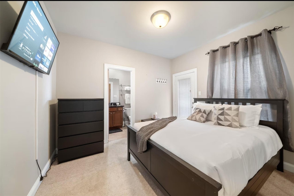 2512 Leeland Street - Photo 33