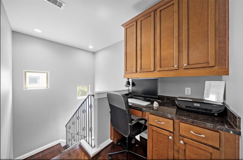 2512 Leeland Street - Photo 35