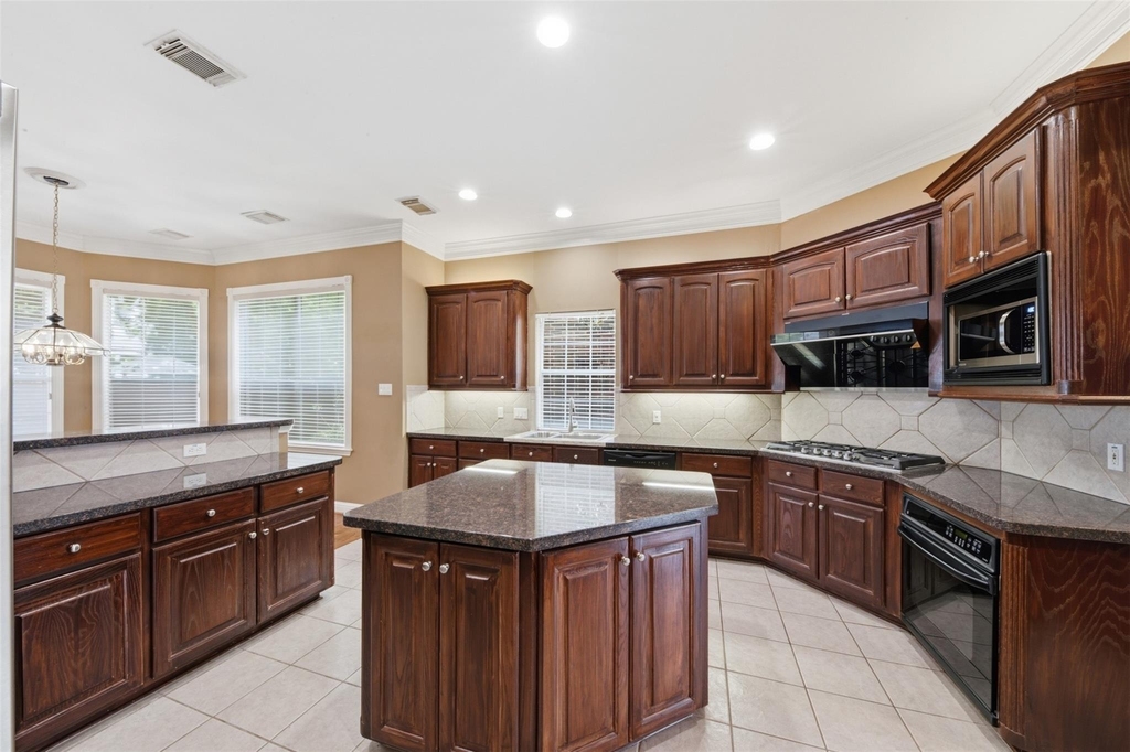 17 Ambleside Crescent Drive - Photo 11