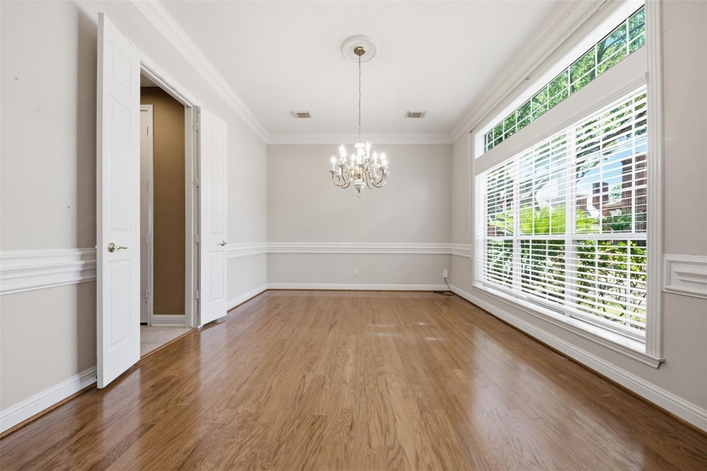 17 Ambleside Crescent Drive - Photo 15