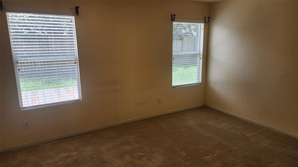 12214 Carriage Oak Circle - Photo 16