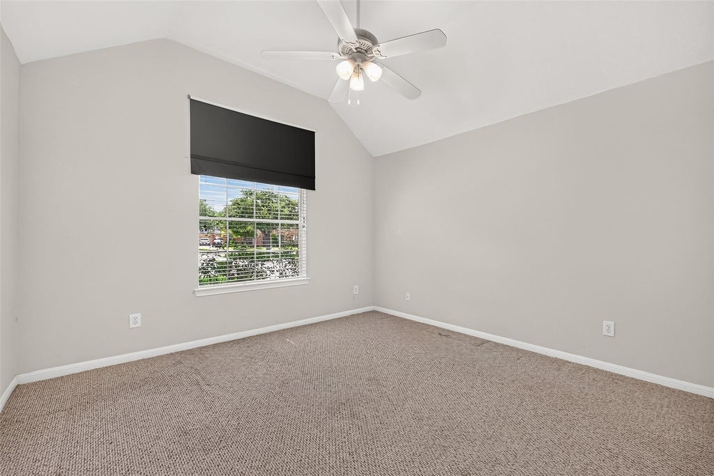 6323 Echo Lakes Lane - Photo 11