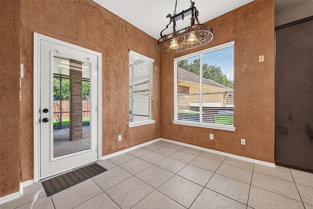 6323 Echo Lakes Lane - Photo 33