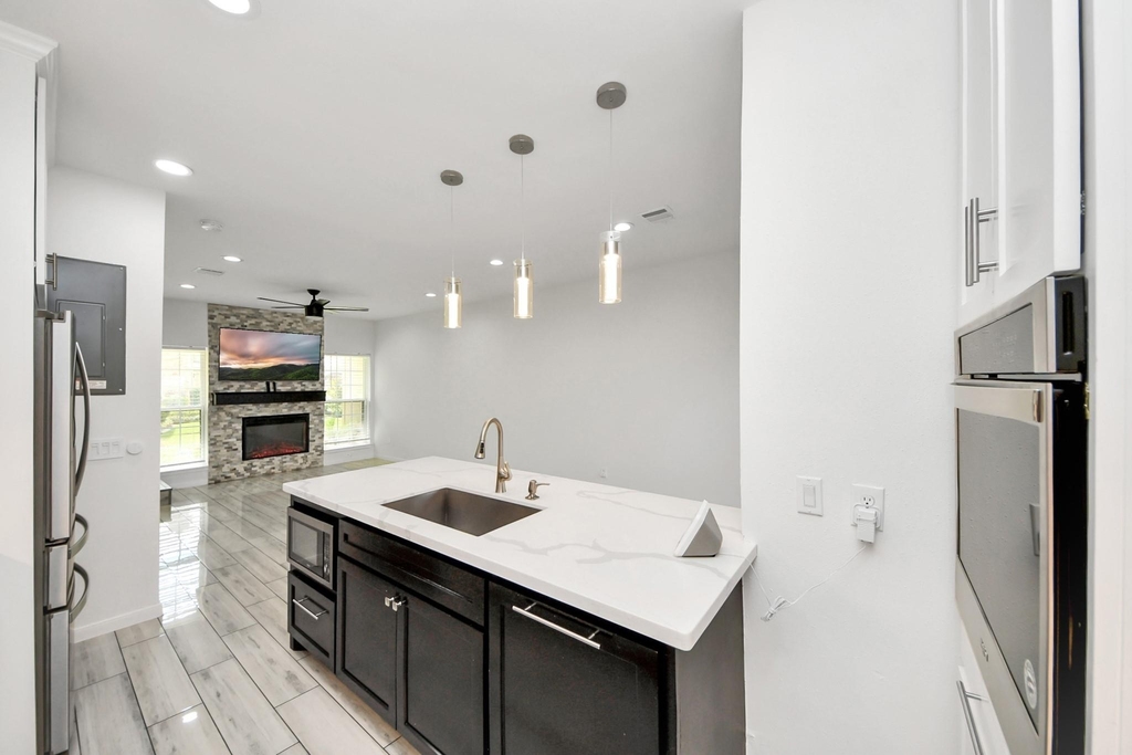 3600 Jeanetta Street - Photo 8