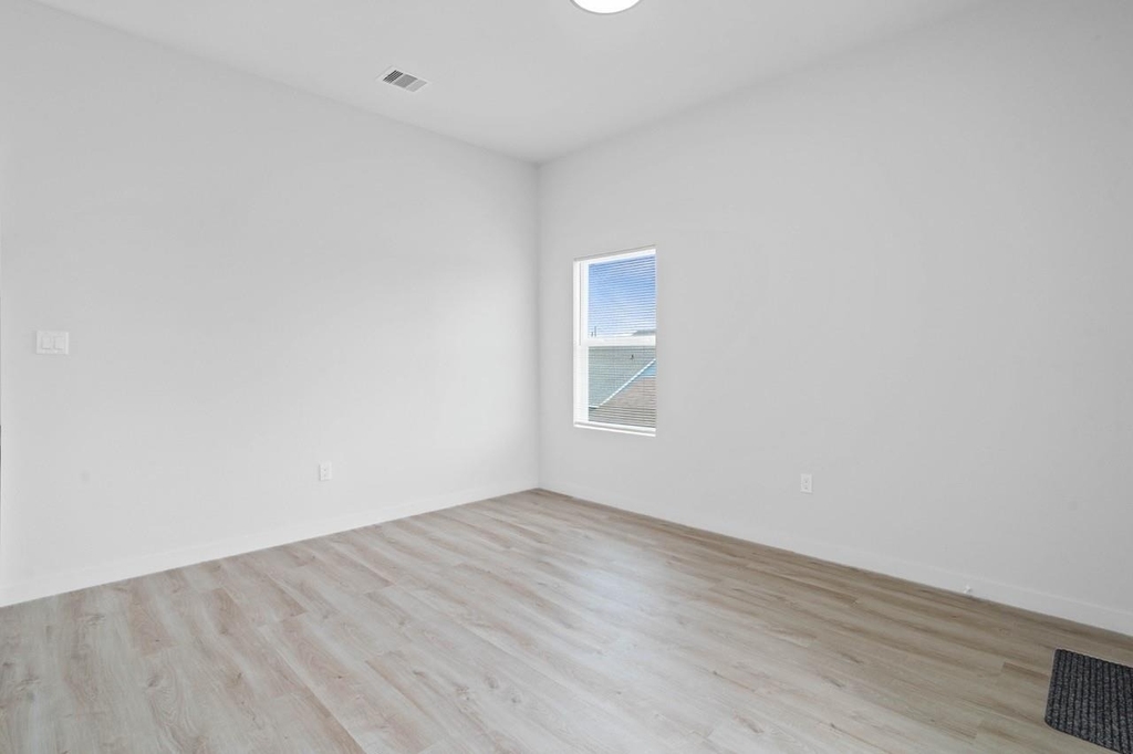 9725 Kerr Street - Photo 6