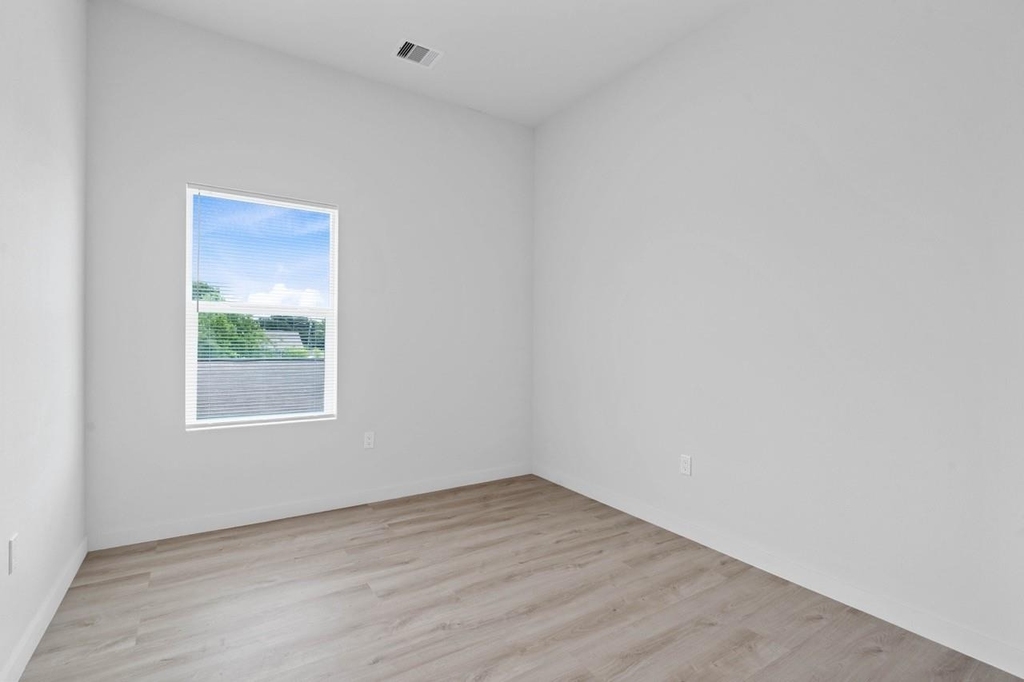 9725 Kerr Street - Photo 30