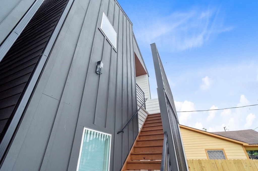 9725 Kerr Street - Photo 3
