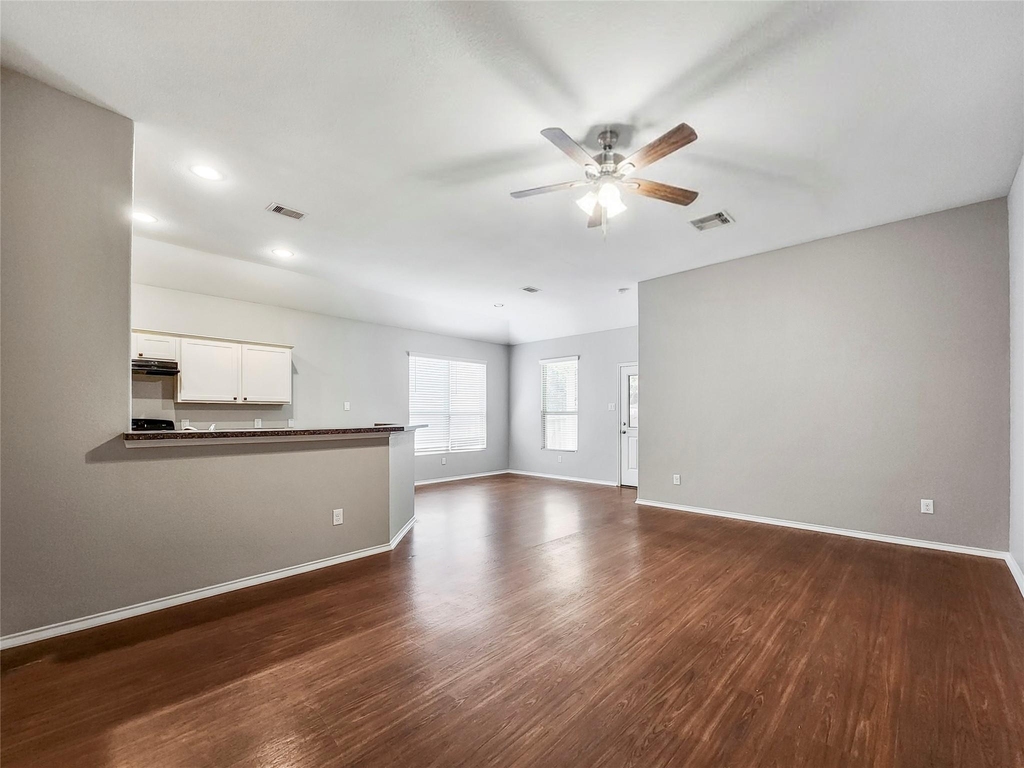 11427 Ryan Court - Photo 2